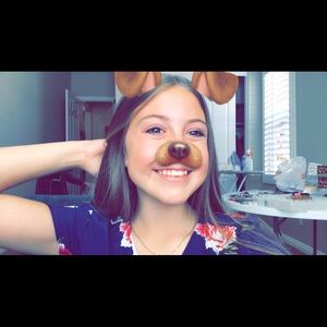 Meet your Posher, Avery